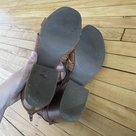 Time & Tru Memory Foam Strappy Heels Size 11 Light Brown summery wedding shoes - Picture 7 of 7